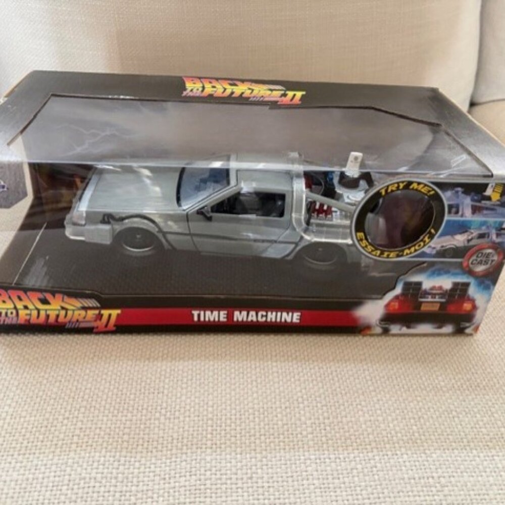 Jada Toys 2025 Hollywood Rides DeLorean Time Machine 1:24 Back to the Future II